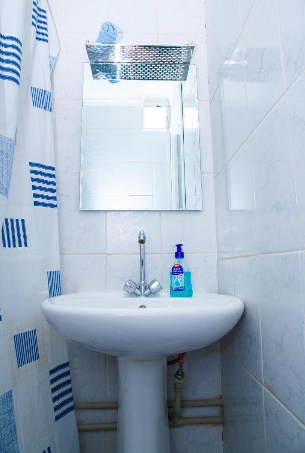 Yourhouse Микрорайон 1, Дом 5 - Экономичнее Квартиры, Уютнее Гостиницы Almaty Esterno foto